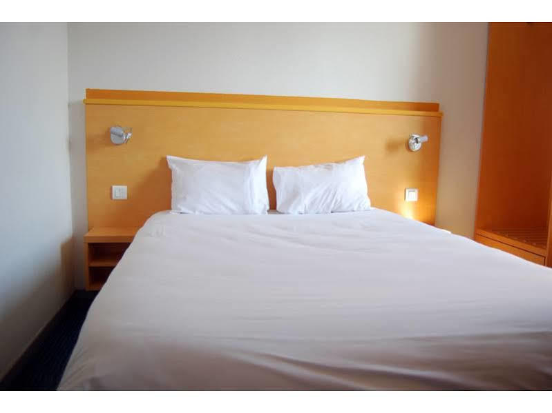 ibis Styles Lyon Meyzieu Stadium Dış mekan fotoğraf